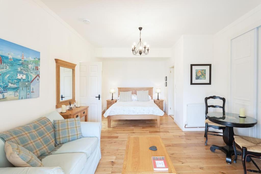 The Stable - Cottage With A Spectacular Lake View Port Of Menteith Экстерьер фото